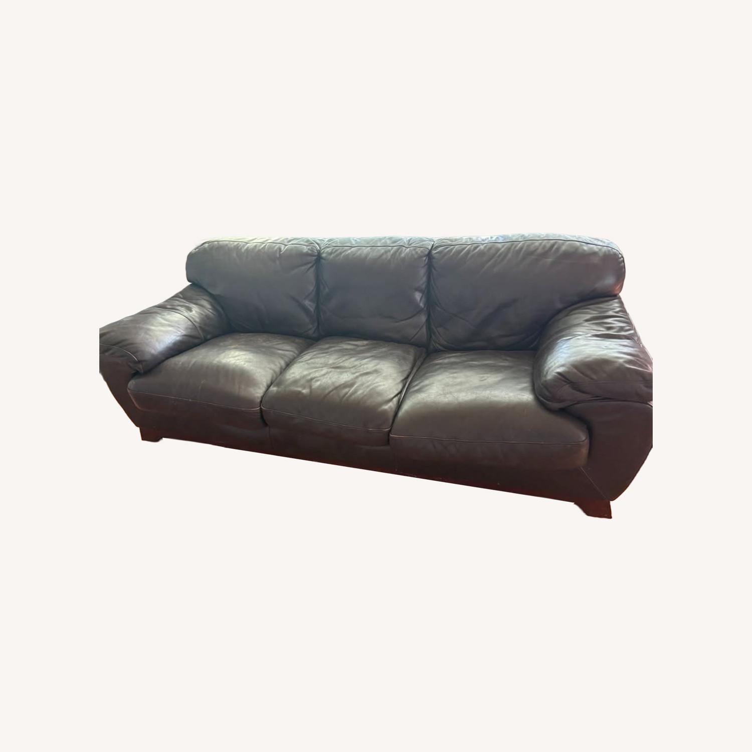La‐Z‐Boy 3 Seat Leather Sofa - AptDeco