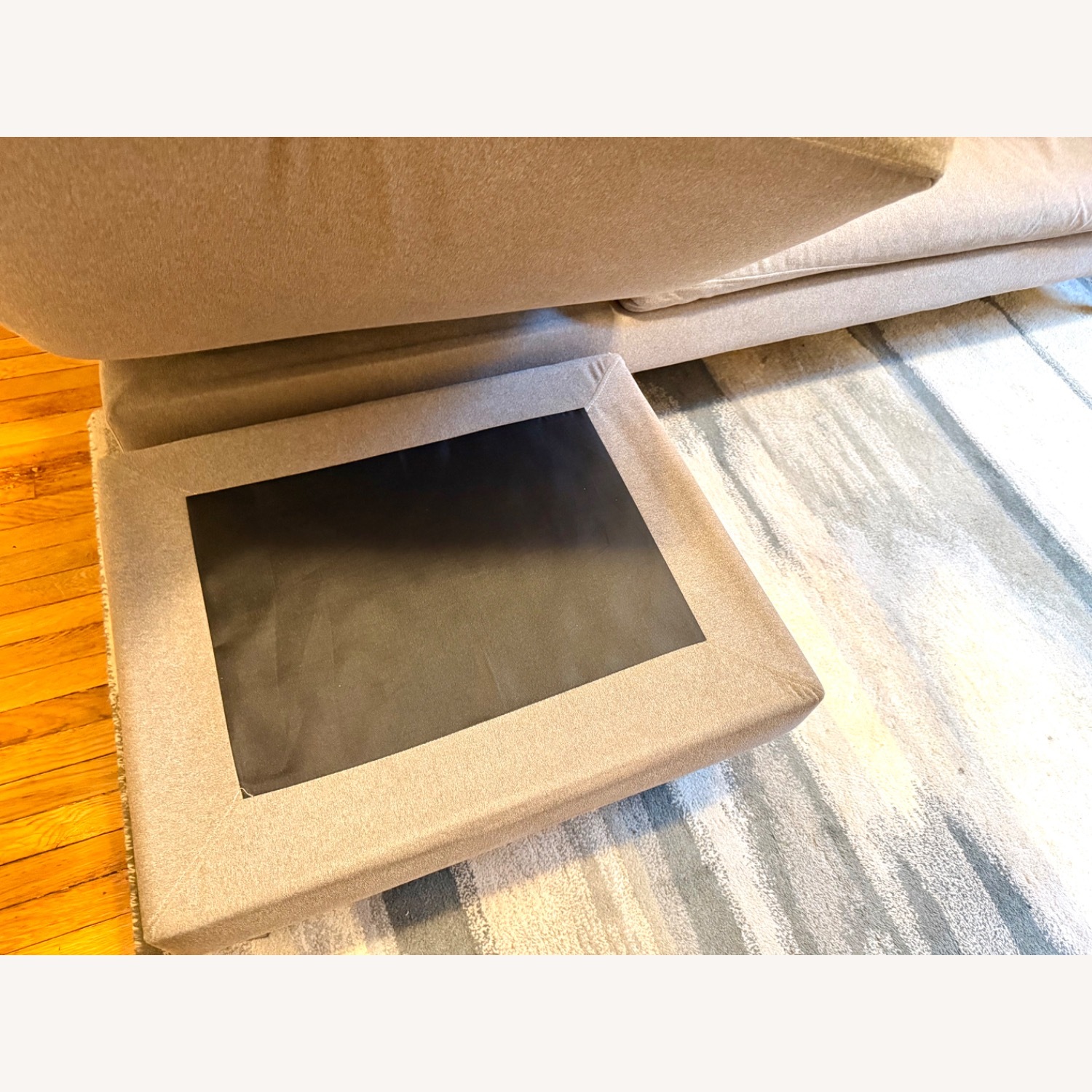 West Elm Jackson Light Gray Fabric 2 Piece Sectional - image-5