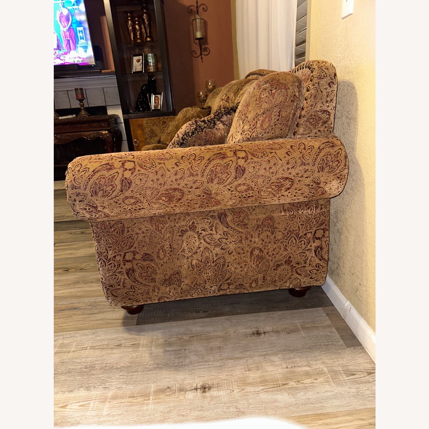 American Furniture Classics 3+ Piece Sectional - image-6