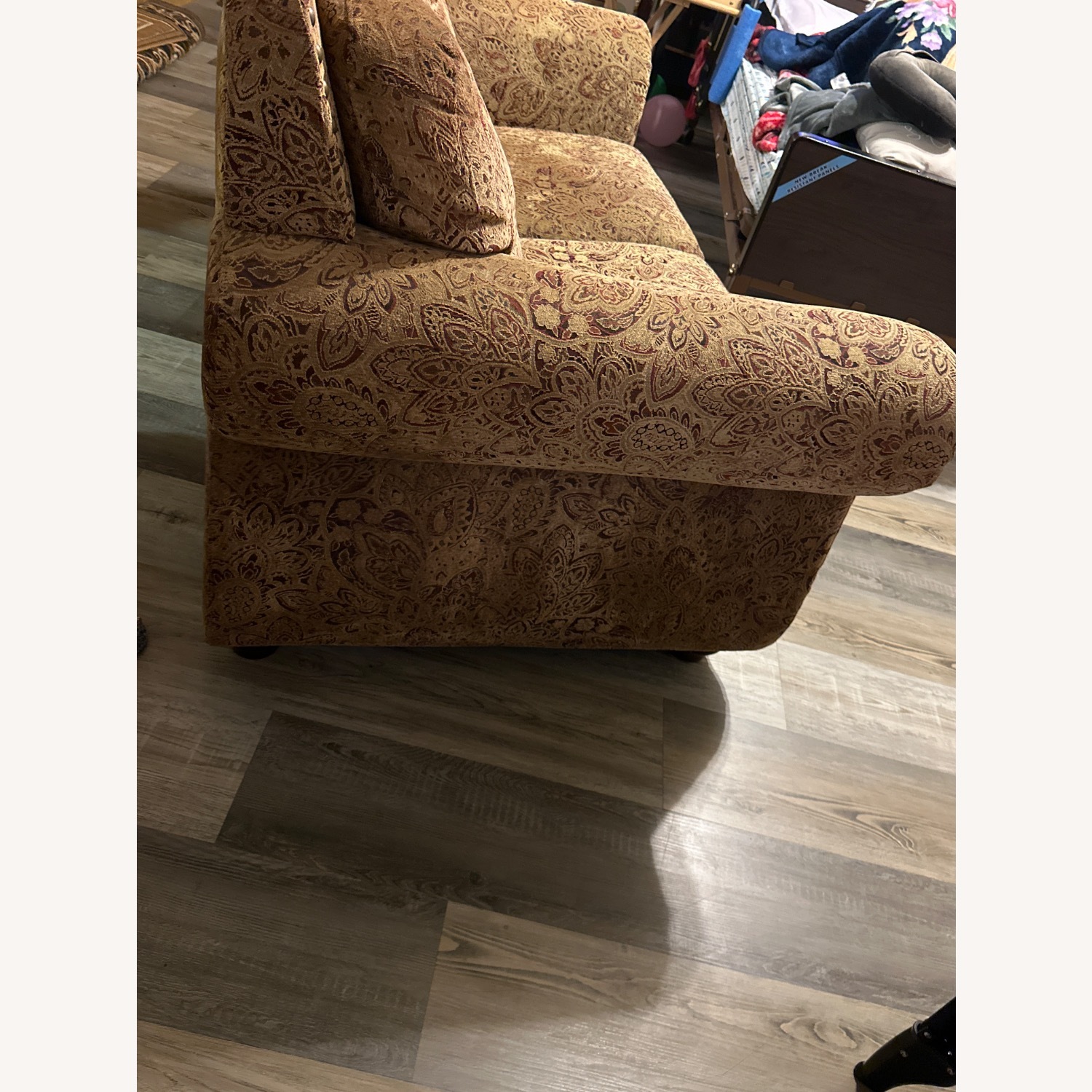 American Furniture Classics 3+ Piece Sectional - image-3