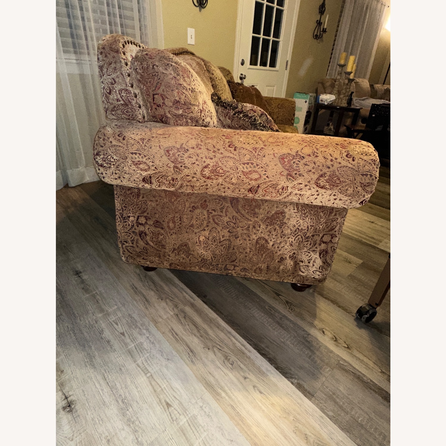 American Furniture Classics 3+ Piece Sectional - image-7