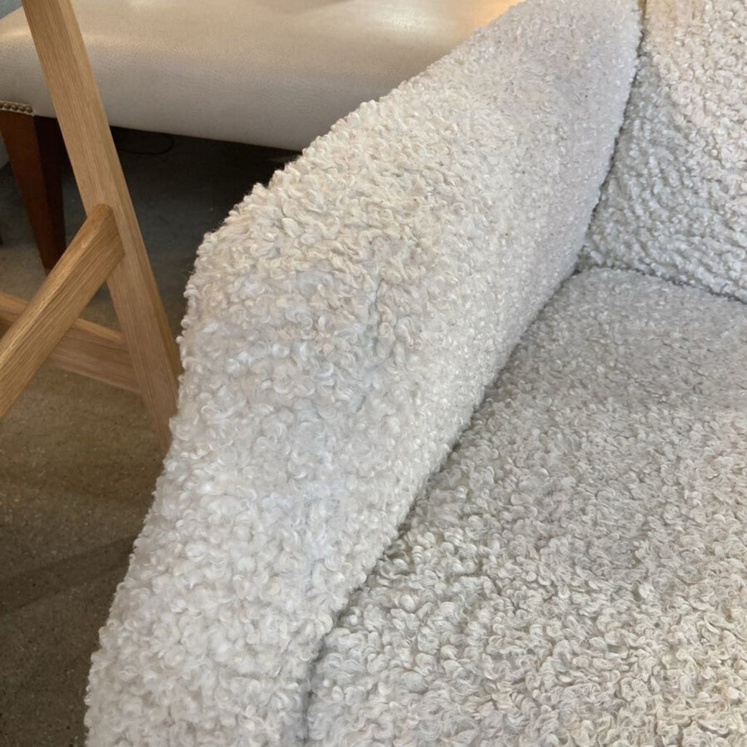 Crew Recliner +Swivel Glider Recliner - image-4