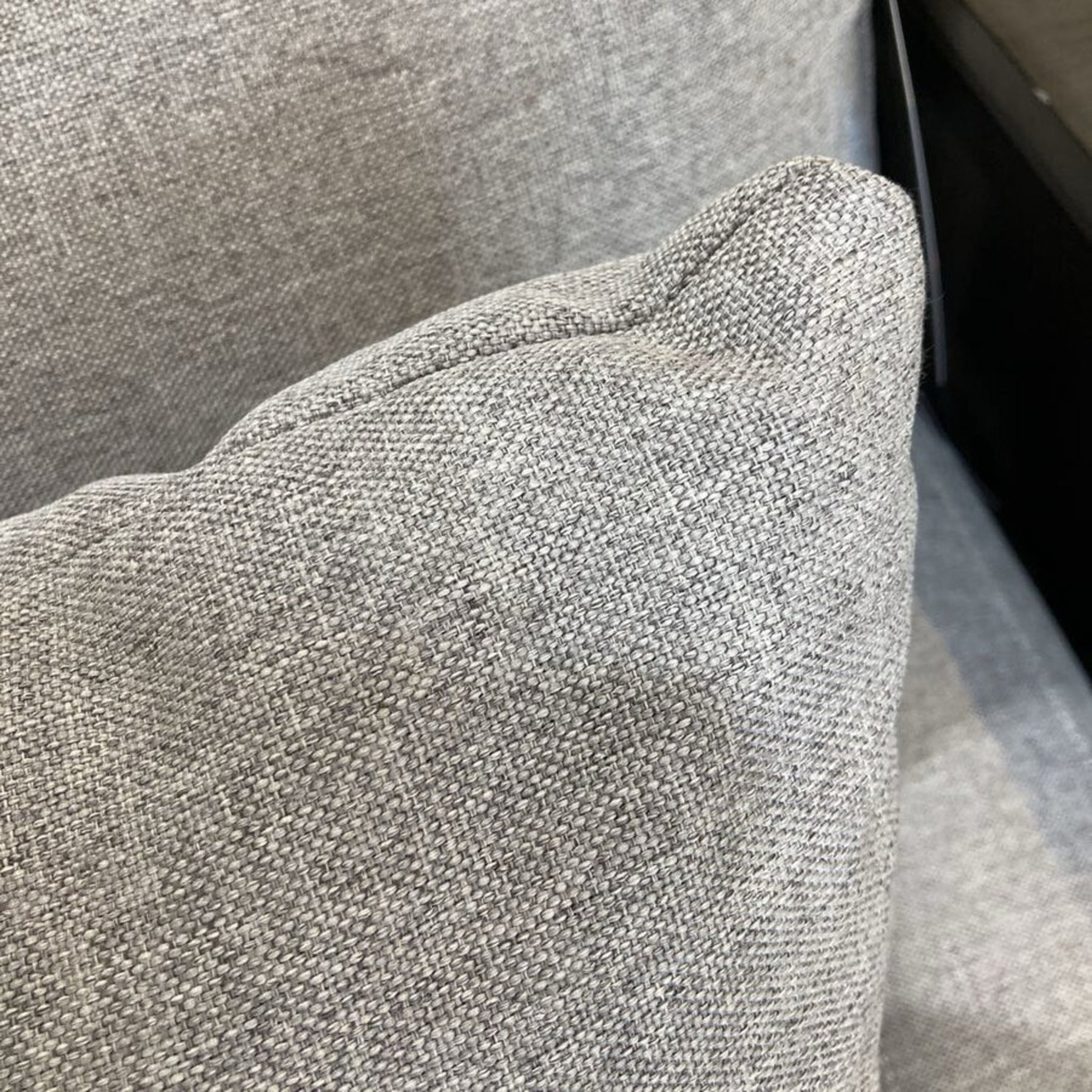 Bassett Carolina Fixed Back Cushion Sofa - image-10