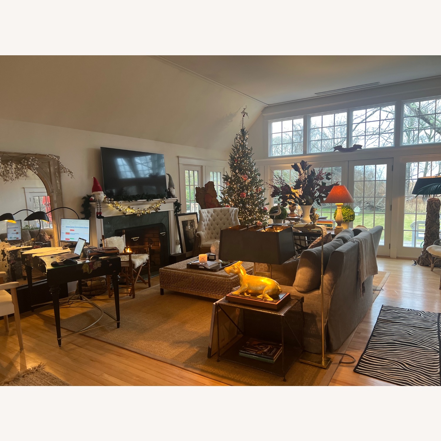 Avery Boardman Belgian Linen Sofa - image-2