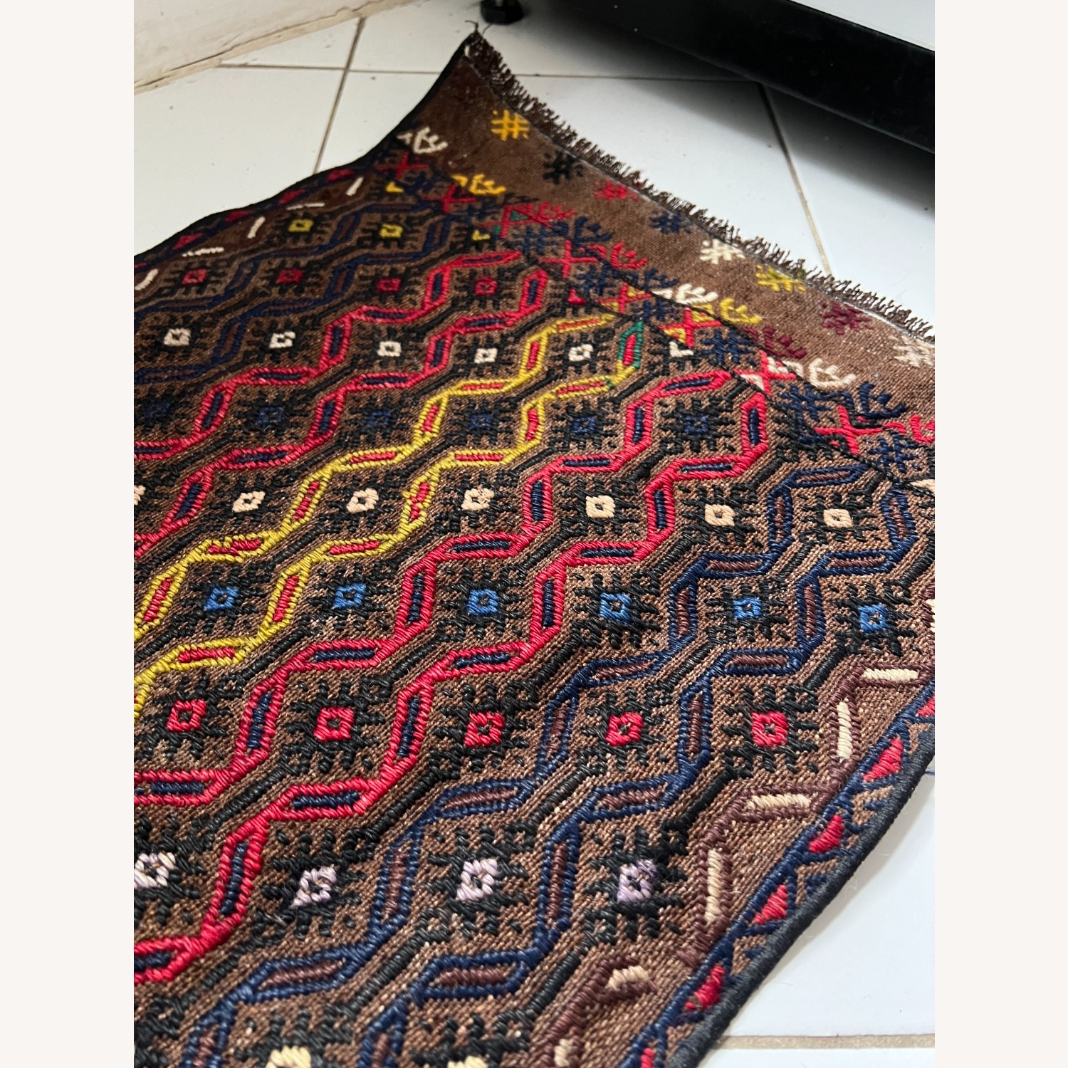 Vintage/Antique Small Rug 1.5' x 3' - image-3