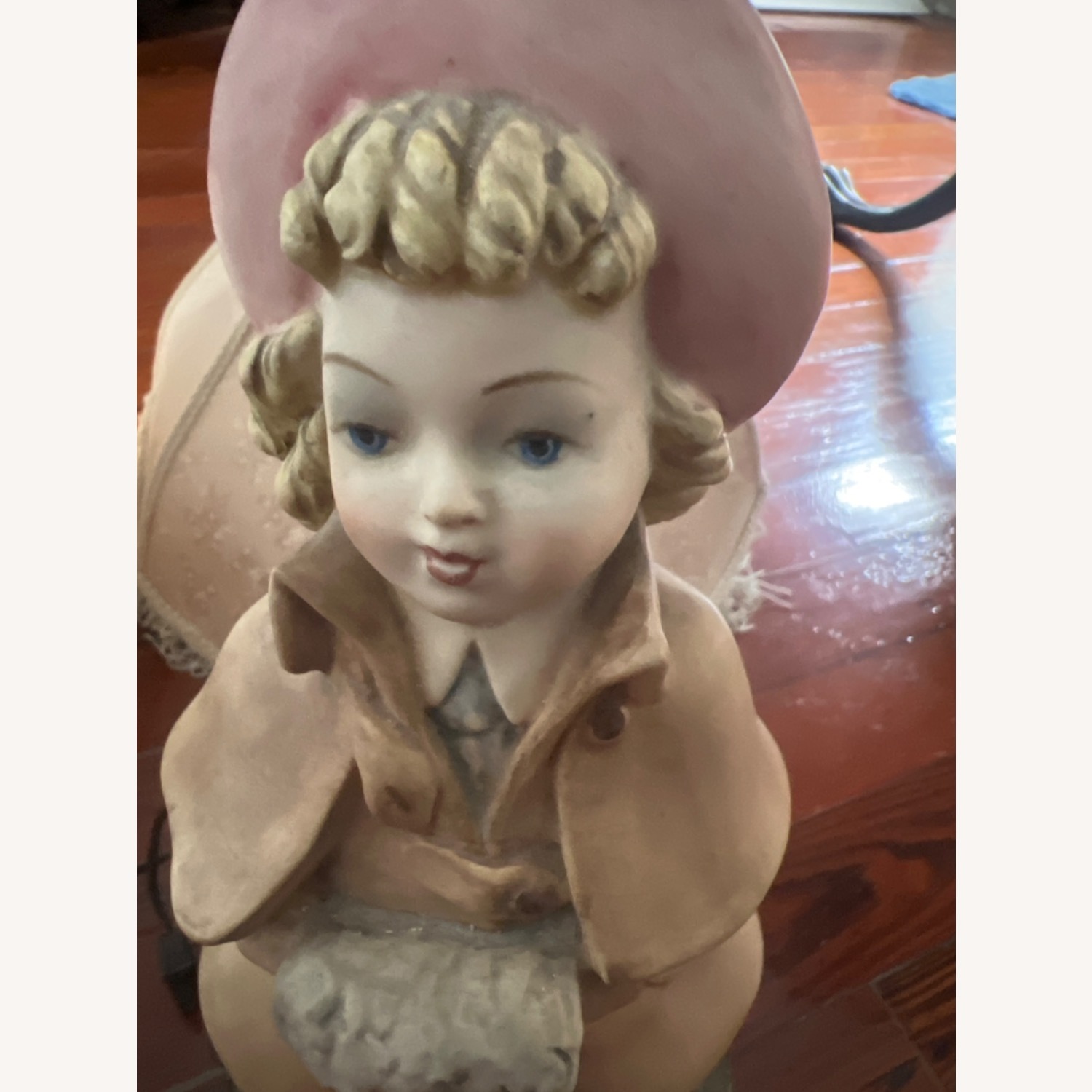 Porcelain Figural Lamps - image-4