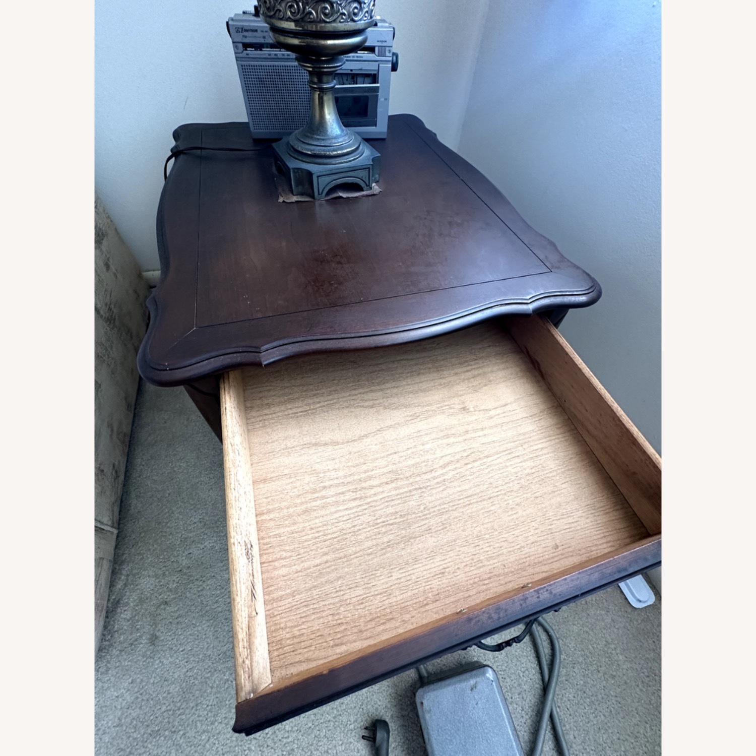 Hammary Dark Brown Wood Side Tables - image-4