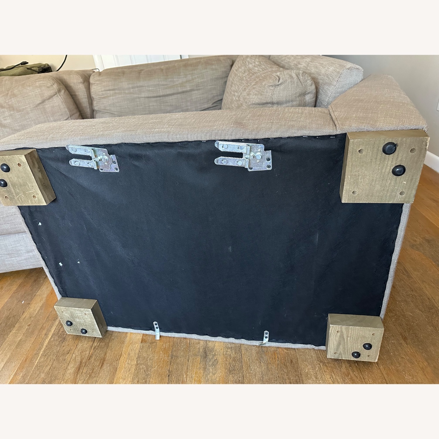 Maxwell Right-Arm L-Sectional With Modular Corner - image-7