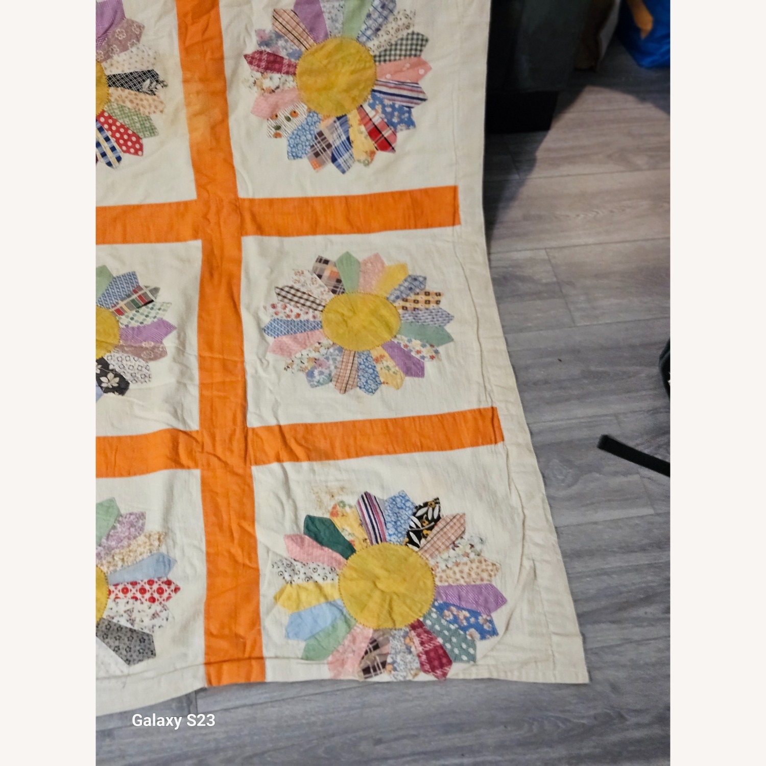 Vintage/Antique Finds Décor - image-3