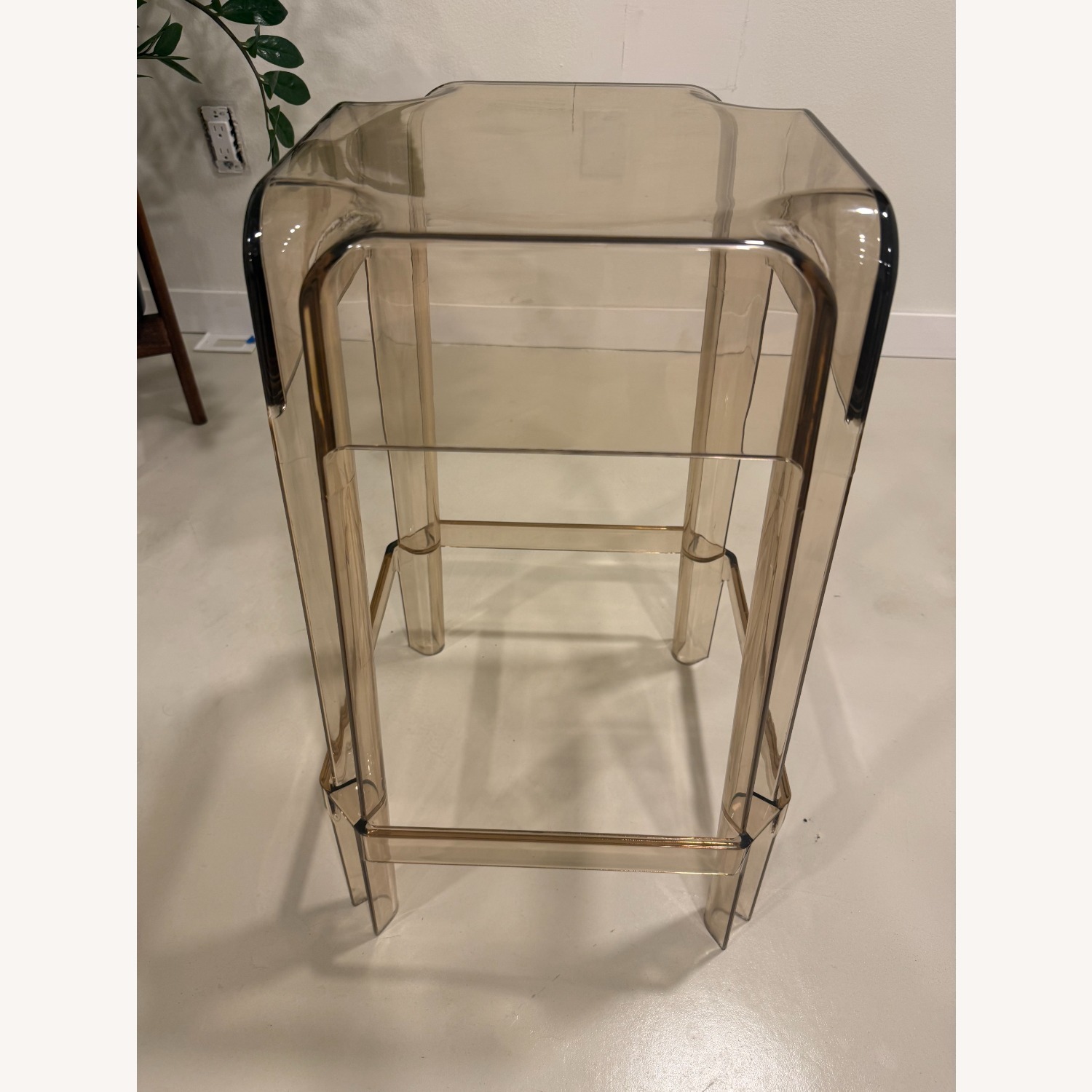 Amber Transparent Acrylic Stools - image-6
