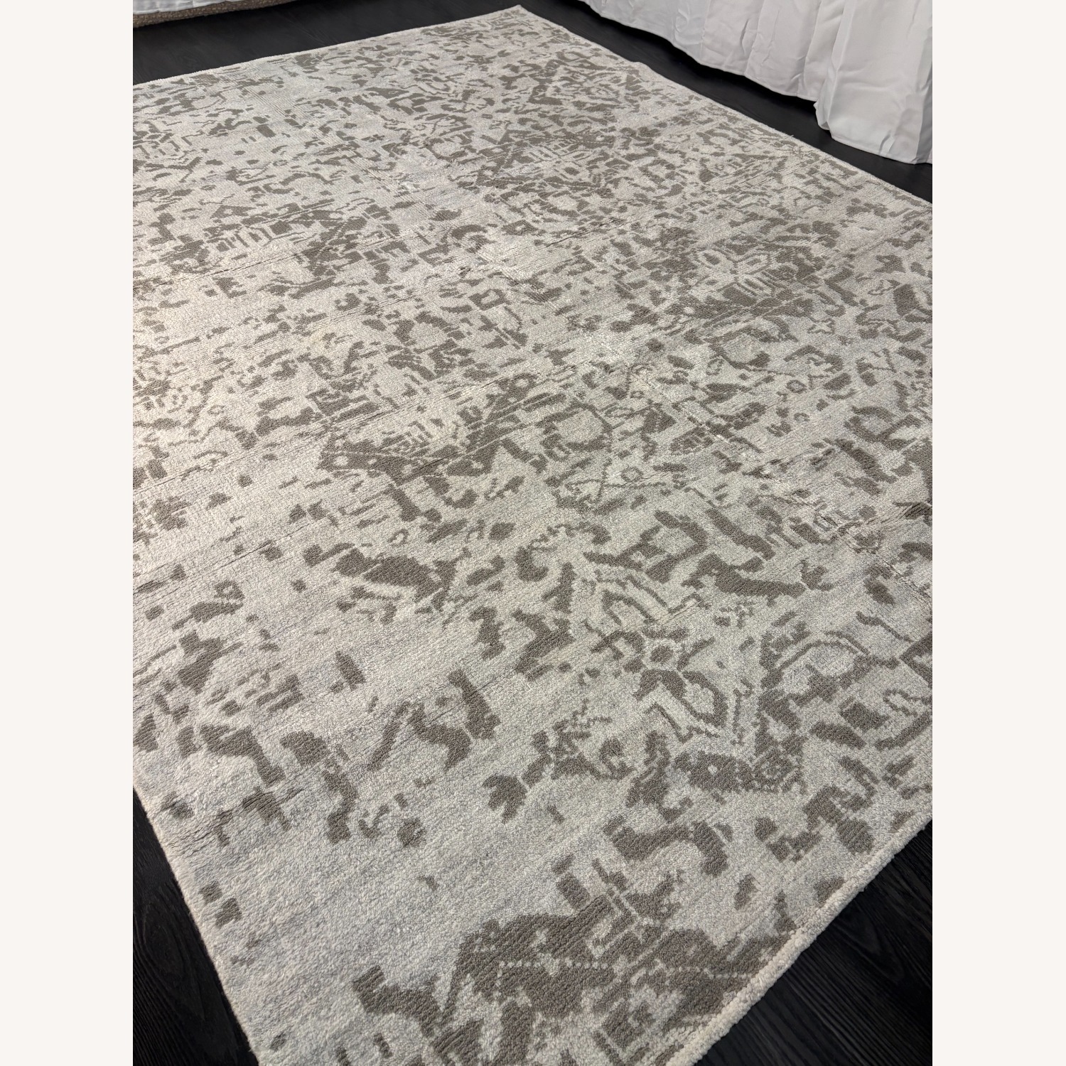 Restoration Hardware Camille Area Rug 8' x 10' - image-7