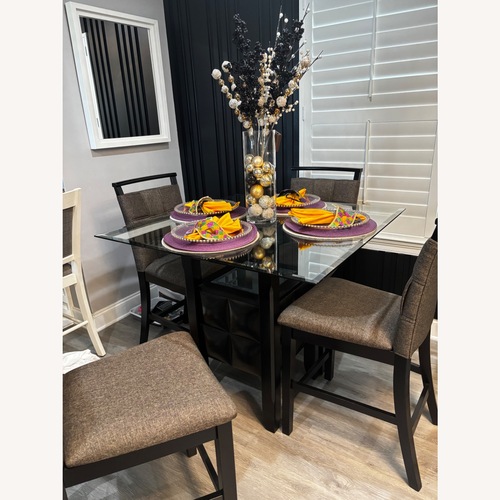 Used Black Dining Sets for sale on AptDeco