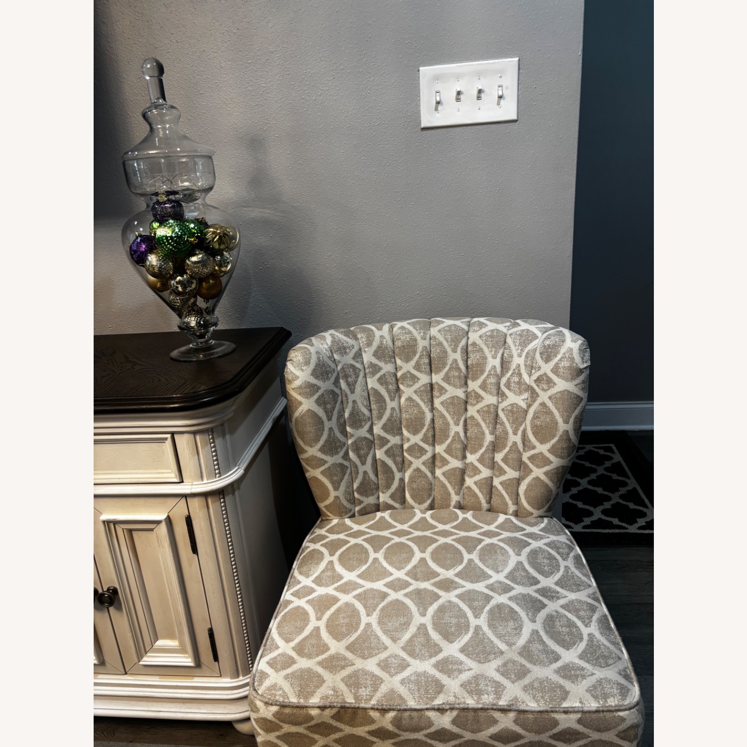 Accent Chair  - image-2