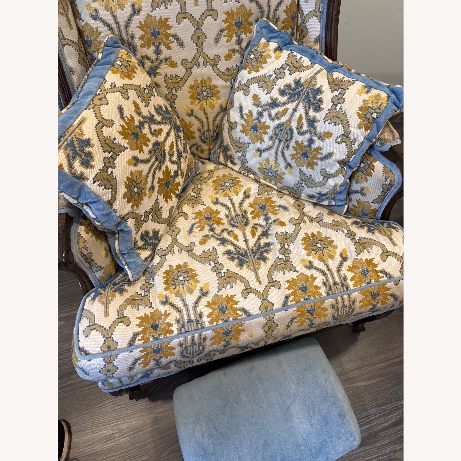 Vintage/Antique Blue Fabric Accent Chair - image-3