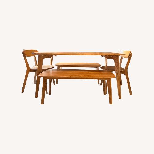 Used 6 Person Dining Set for sale on AptDeco