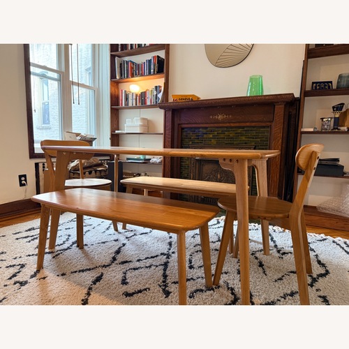 Used 6 Person Dining Set for sale on AptDeco