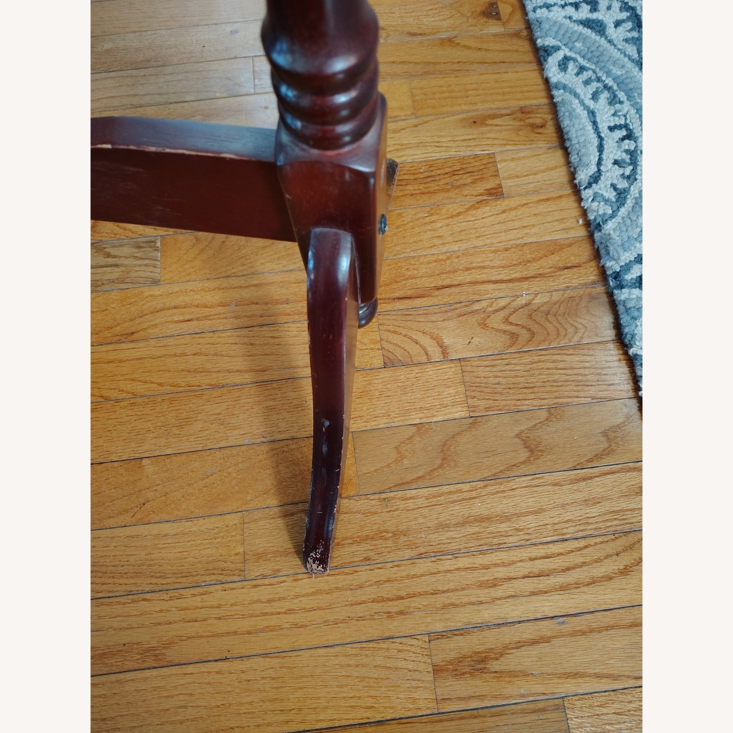 Mirror with a Stand - image-2