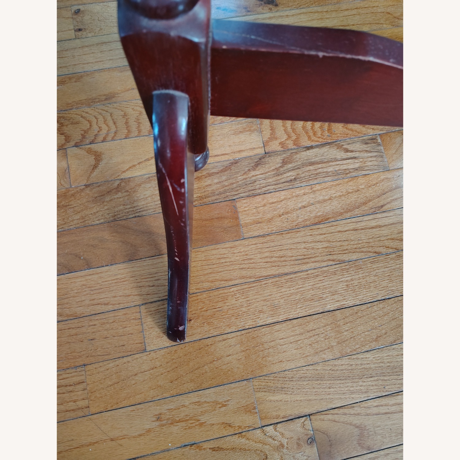 Mirror with a Stand - image-3