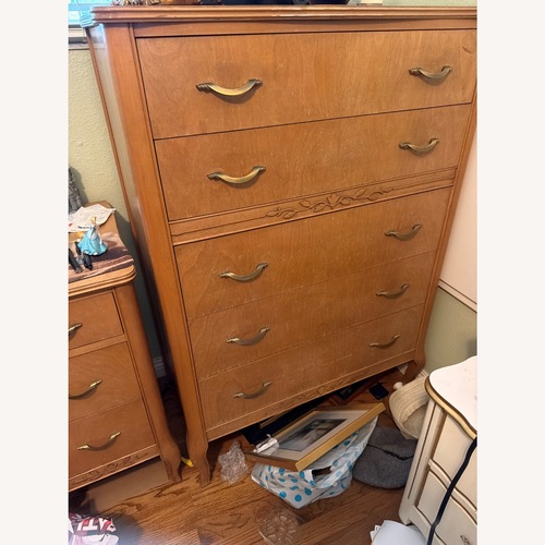 Used Vintage/Antique Dresser for sale on AptDeco