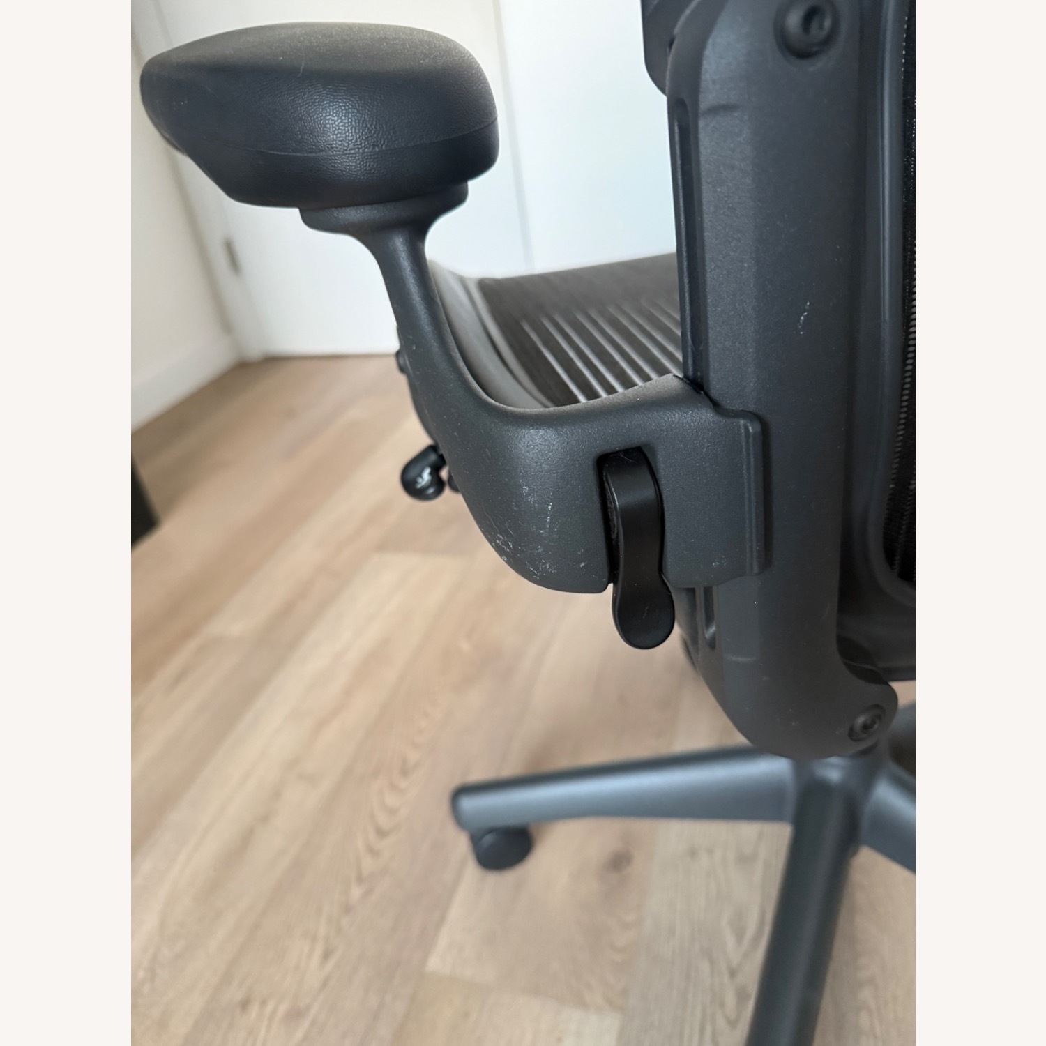 Herman Miller Aeron Dark Gray Fabric Office Chair - image-5