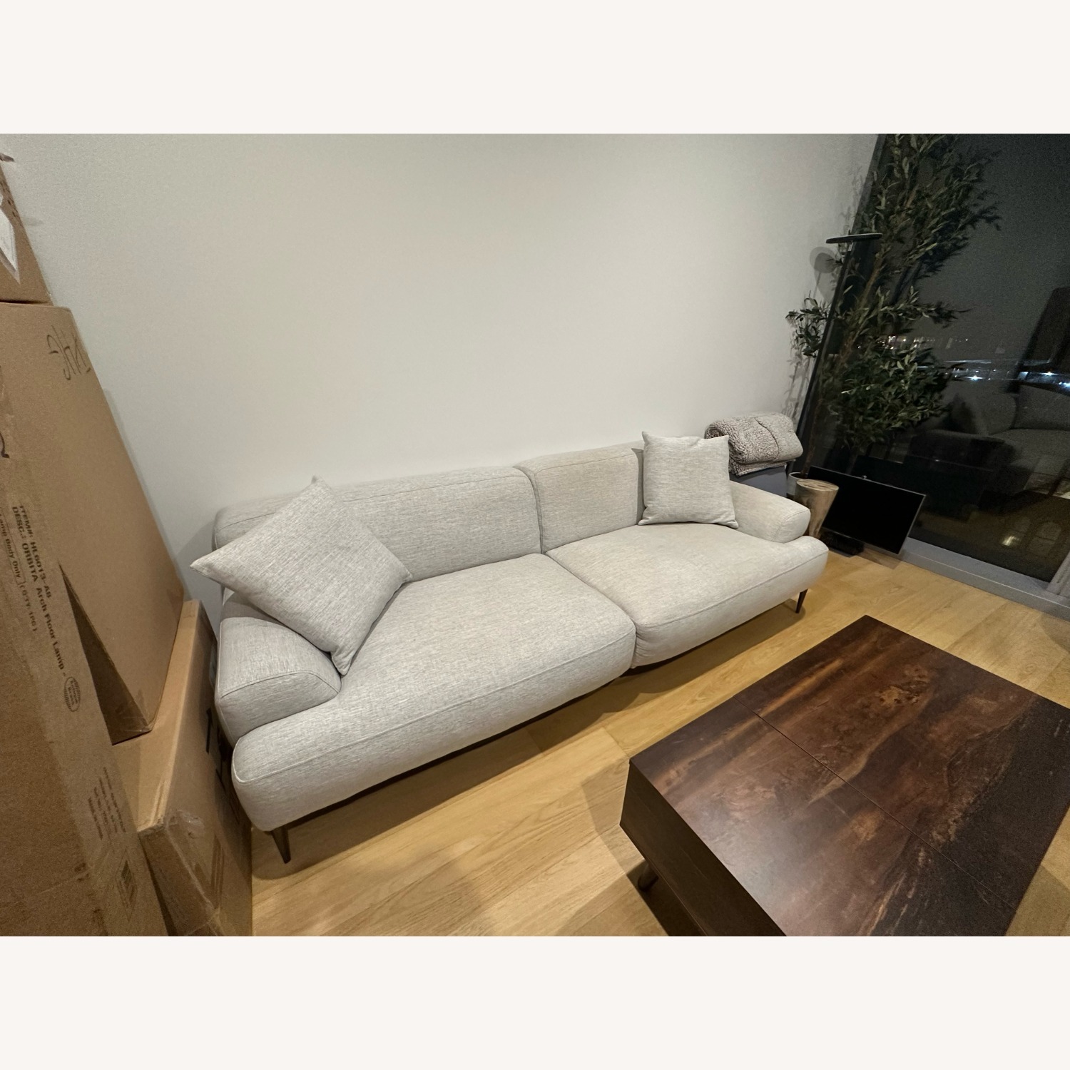 Article Abisko White Fabric Sofa - image-2