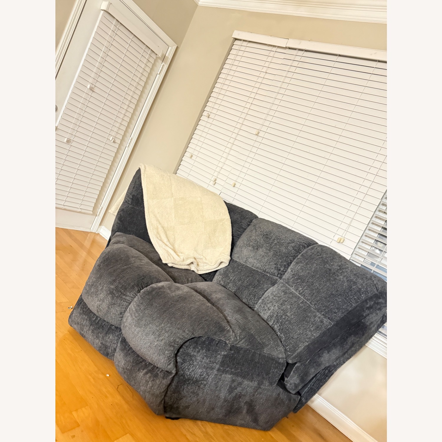 Best Home Furnishings Blue Fabric 2 Seater Sofa - image-4