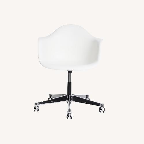 Used Herman Miller Design Within Reach Eames Task Chair for sale on AptDeco