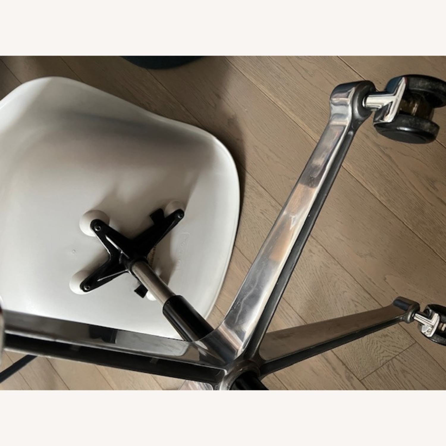 Herman Miller Design Within Reach Eames Task Chair - image-4