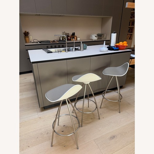 Used Design Within Reach Onda Light Gray Stools for sale on AptDeco