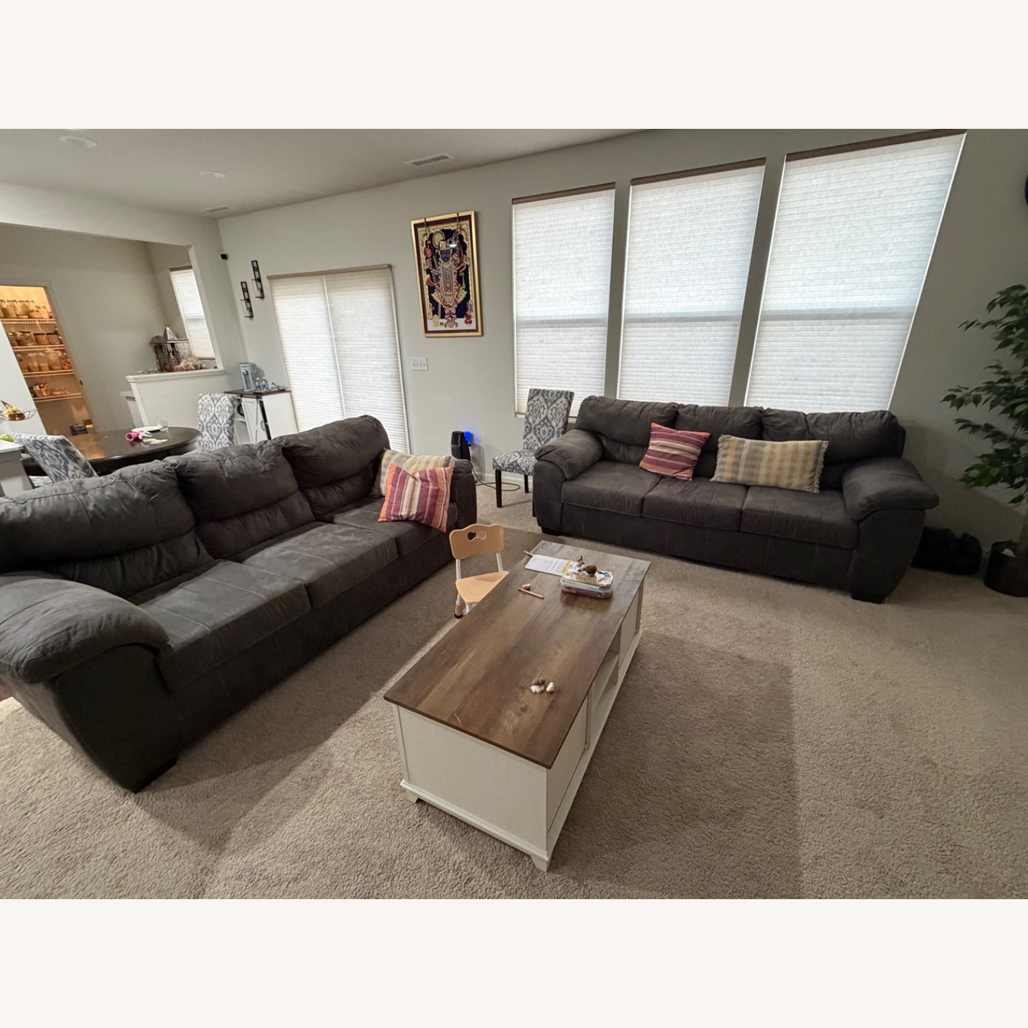 Value City Furniture Dark Brown 3+ Seater Sofa - image-0