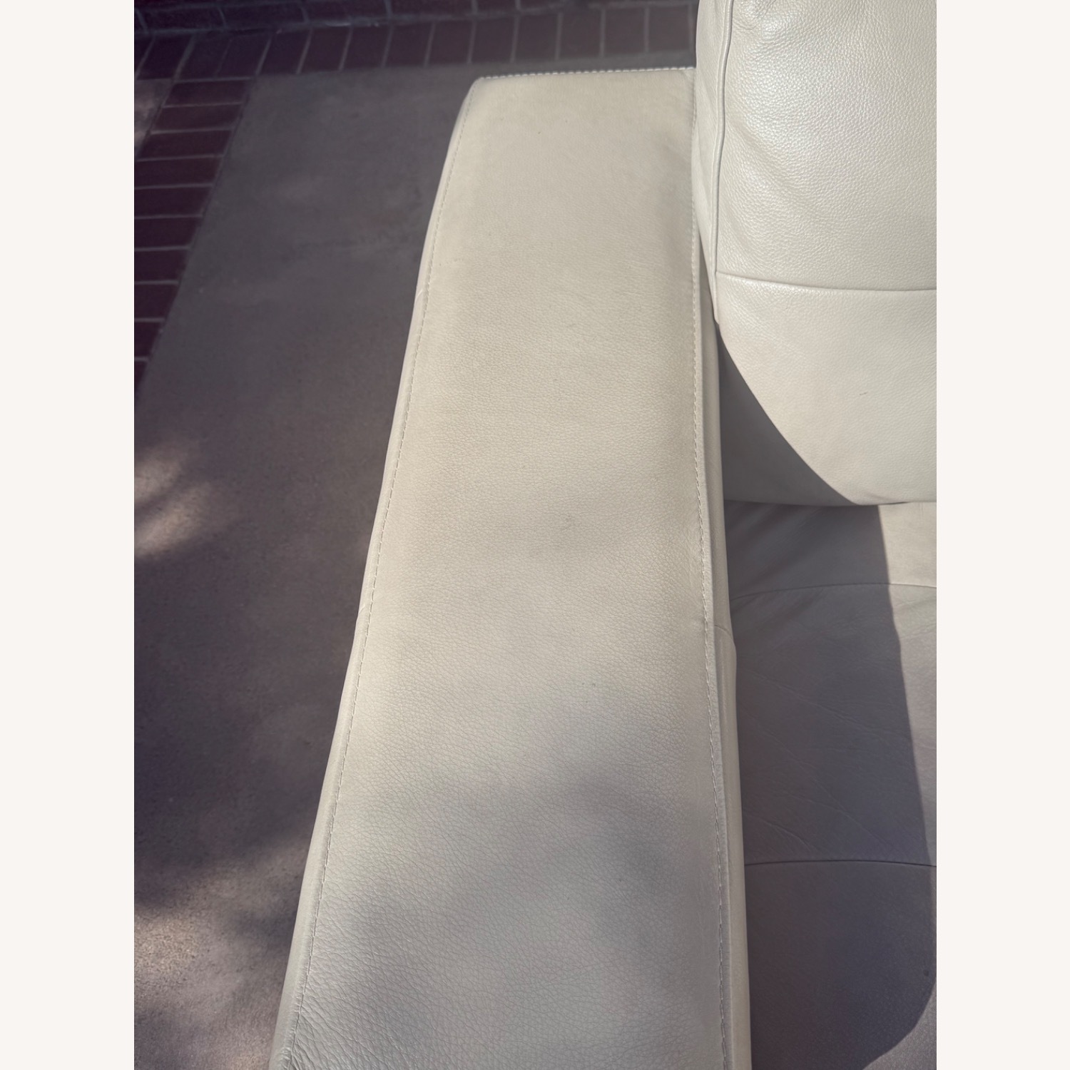 L Shaped Arizona Peninsula Leather Couch - image-4