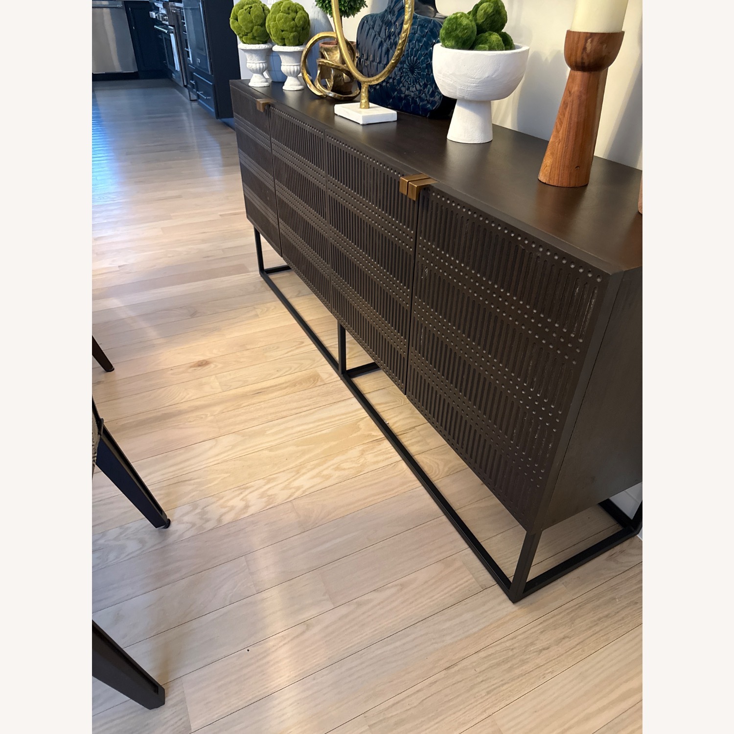 Old Biscayne Table and 6 Chairs - image-6