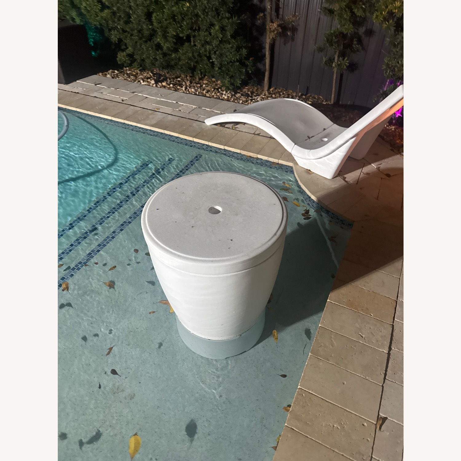 Amazon Aqua Fusion White Patio Furniture - image-3