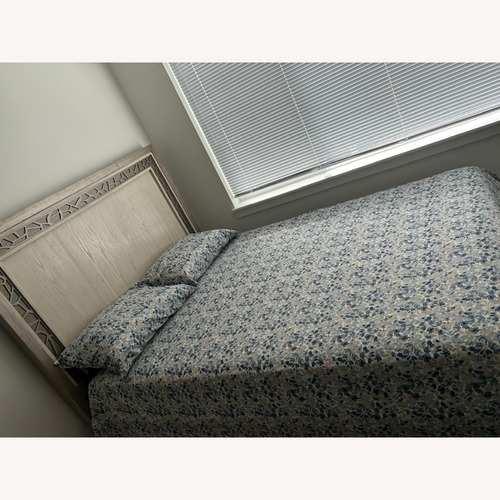 Used Monaco Luxe Modern King Bed for sale on AptDeco