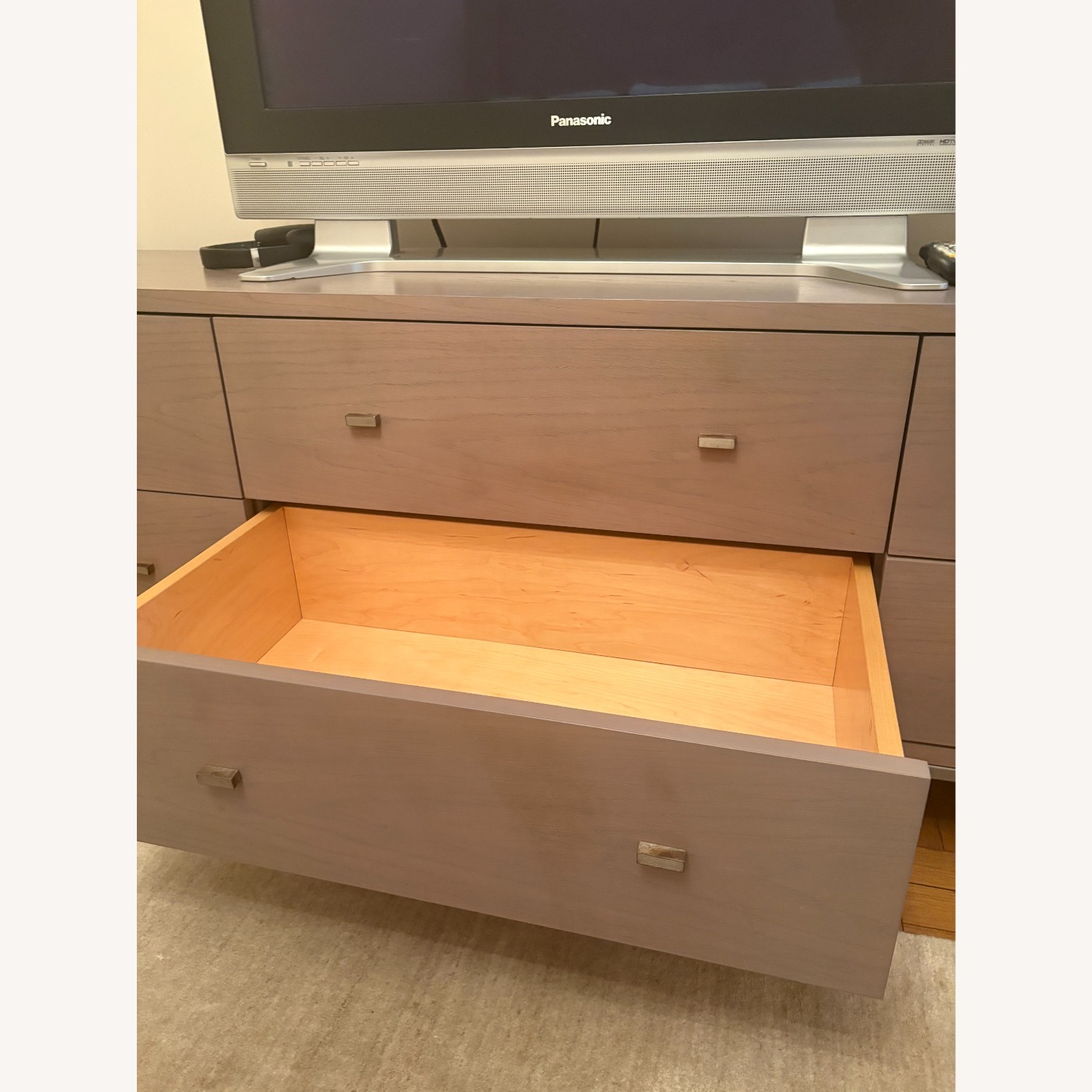 Desiron Arte Dresser - 6 Drawer Grey Wood - image-6