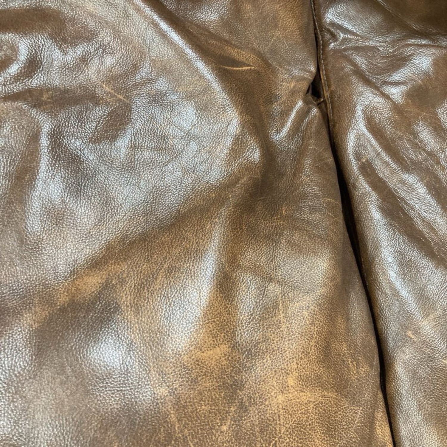 Decoro USA Leather 2-Seat Loveseat - image-6