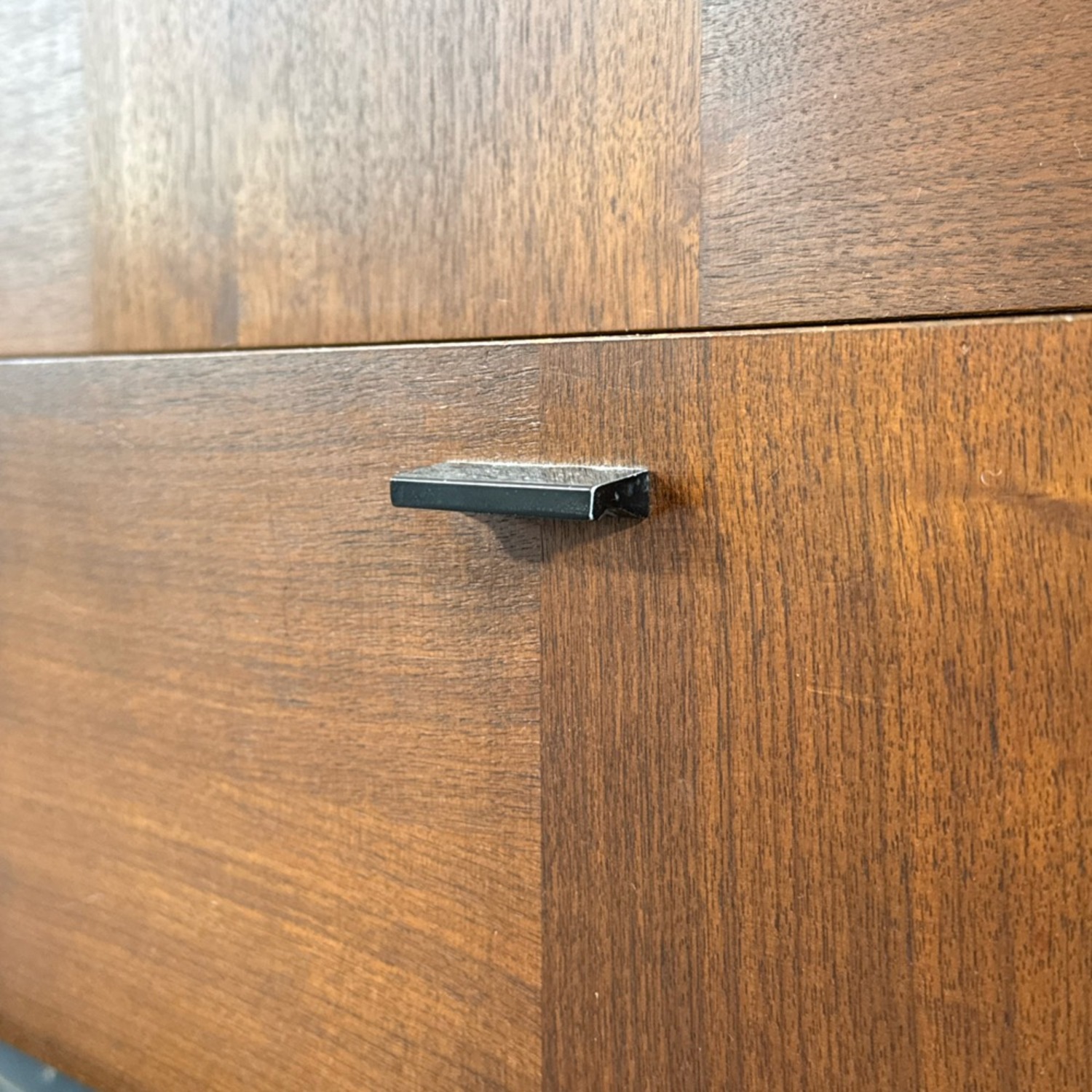 Lane Staccato Mahogany Low Boy Dresser  - image-7