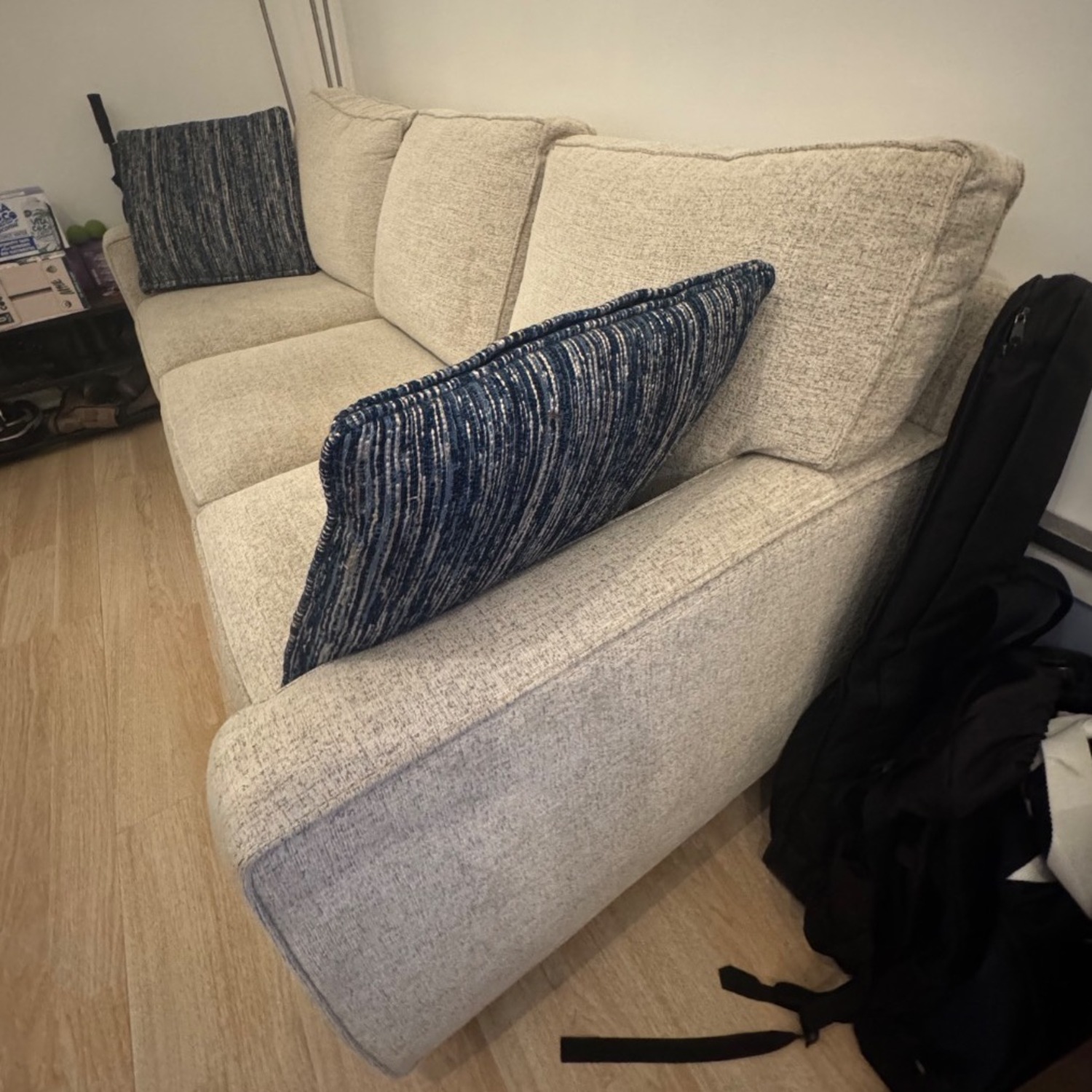 Bassett Light Gray True Custom® Large Track Arm Sofa - image-3