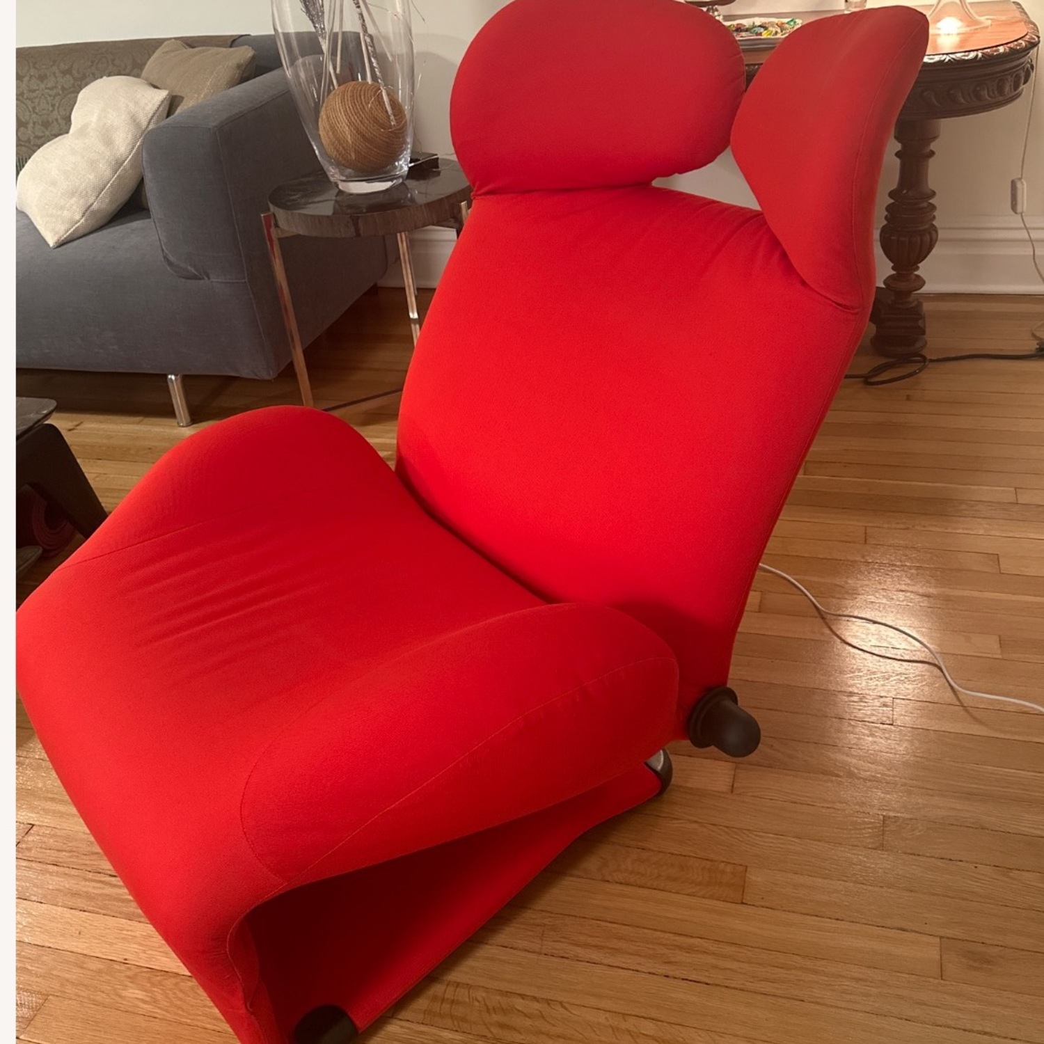 Cassina Wink Chair Red Fabric Recliner - image-2