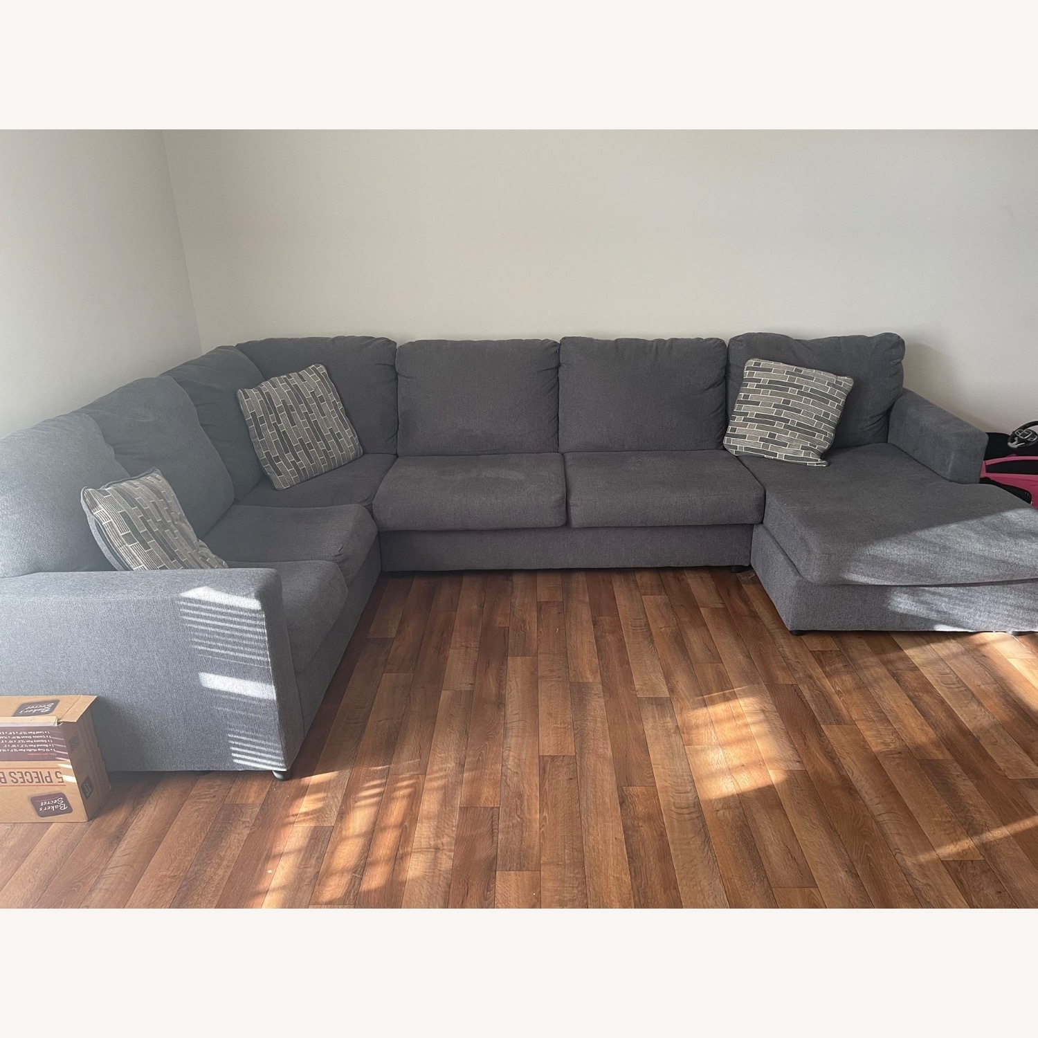 Edenfield 3-Piece Sectional with Chaise - image-2