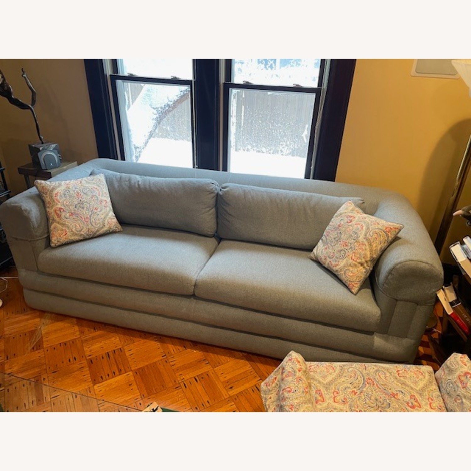 Classic Vintage Sofa - image-0