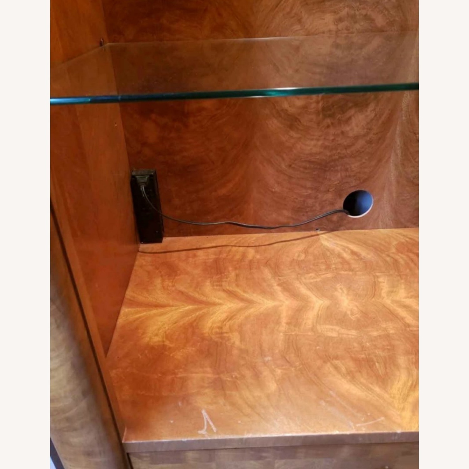 Henredon Light Brown Burlwood Etageres  - image-10