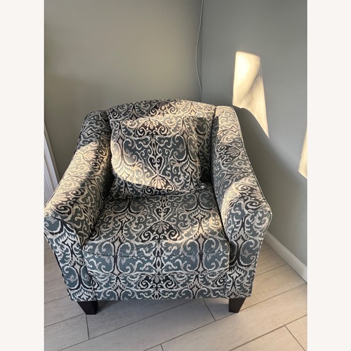 Used Bob's Discount Furniture Light Gray Accent Chairs for sale on AptDeco