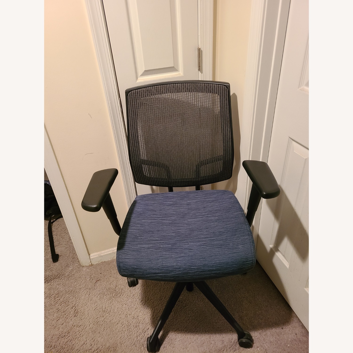 Focus - Sitonit Blue Fabric Office Chair - image-1