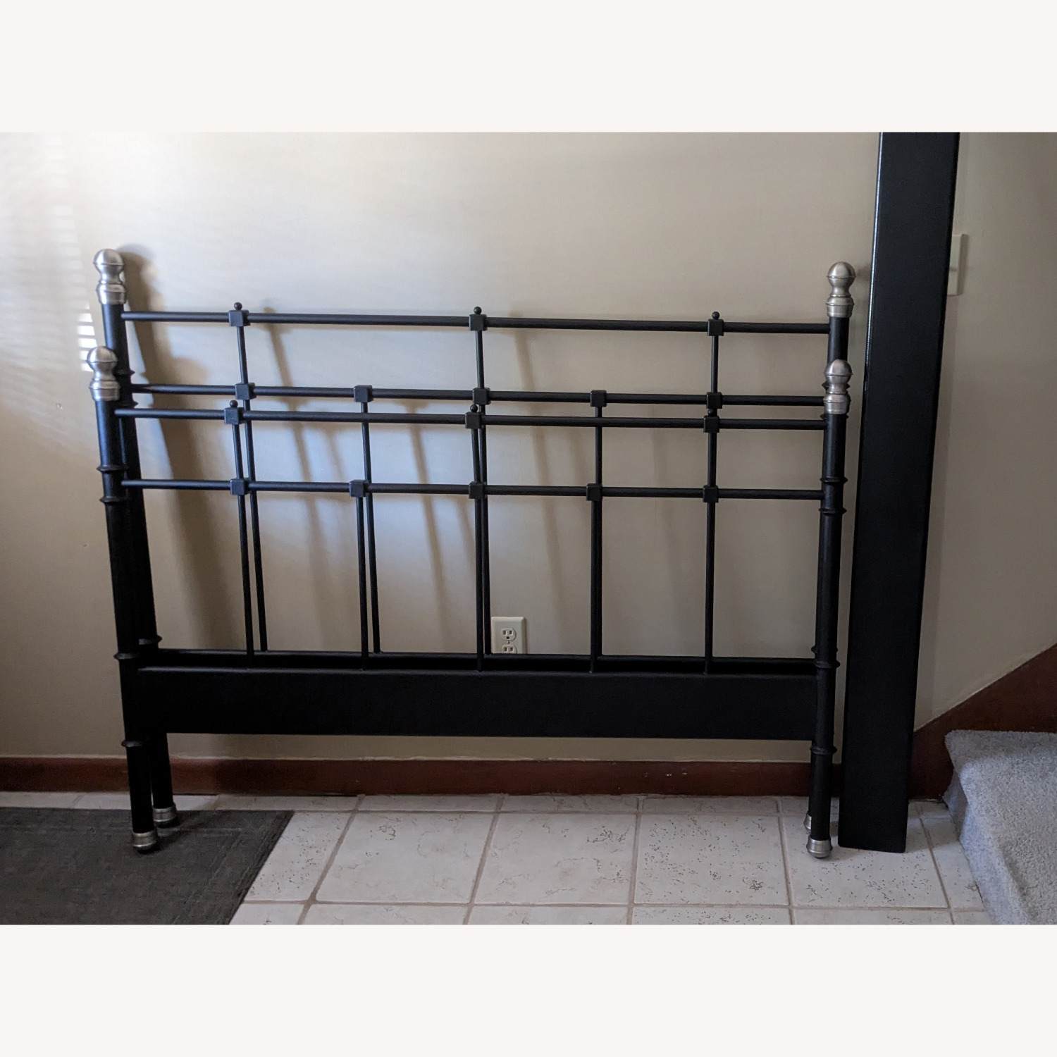 IKEA Svelvik Black Metal Full Bed - image-3