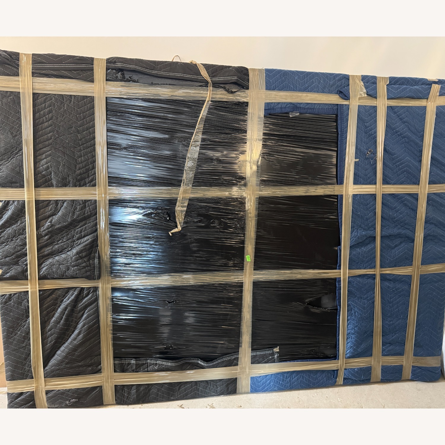 Large-Scale Modernist Painting - image-2