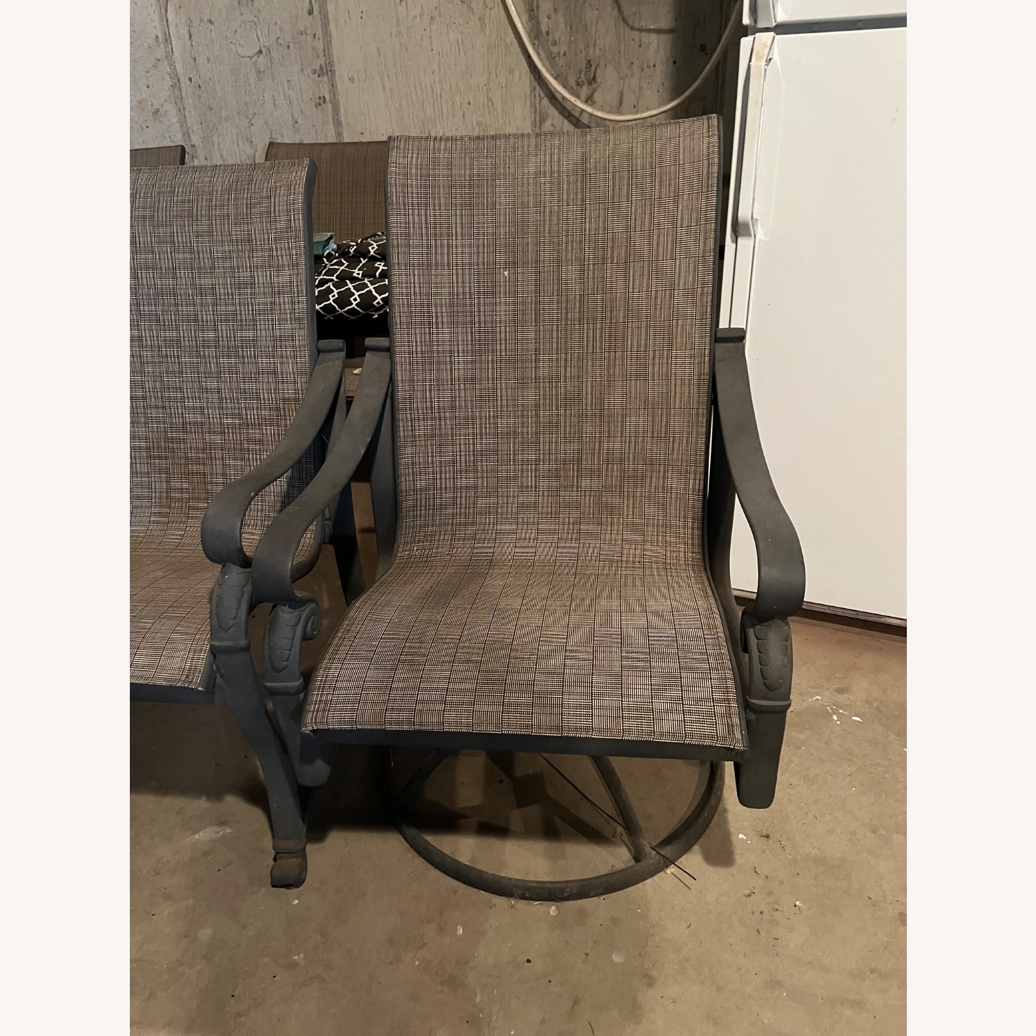 Brown Jordan Taupe Metal Patio Furniture - image-0