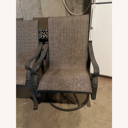 Used Brown Jordan Taupe Metal Patio Furniture for sale on AptDeco