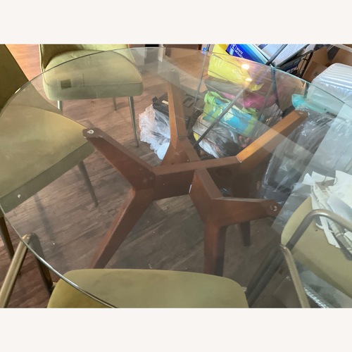 Used West Elm Jensen Round Dining Table (42") for sale on AptDeco
