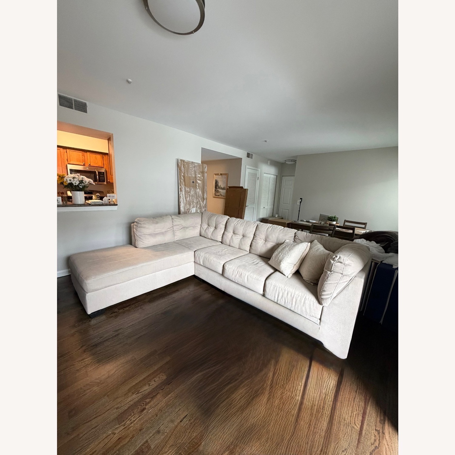 Ashley Furniture White Fabric 3+ Seater Sofa - image-1